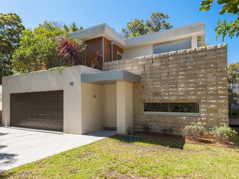 Residence 2/74 – 76 Avalon Parade, Avalon NSW 2107