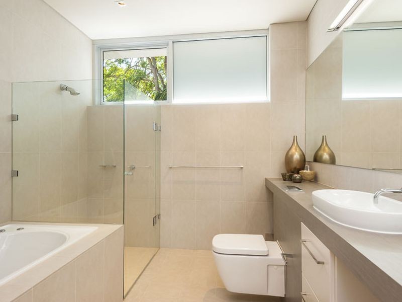 Residence 2/74 – 76 Avalon Parade, Avalon NSW 2107