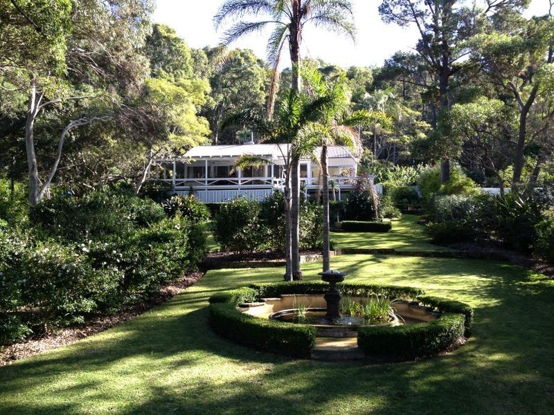 6 Bona Crescent, Lovett Bay NSW 2105