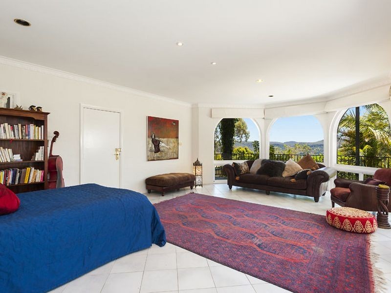 99 Hilltop Road, Avalon Beach NSW 2107