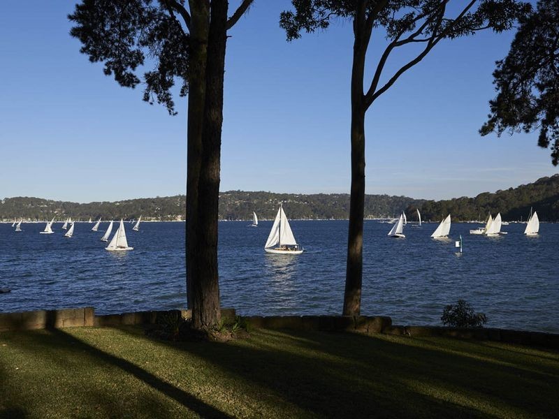 6 Bona Crescent, Lovett Bay NSW 2105