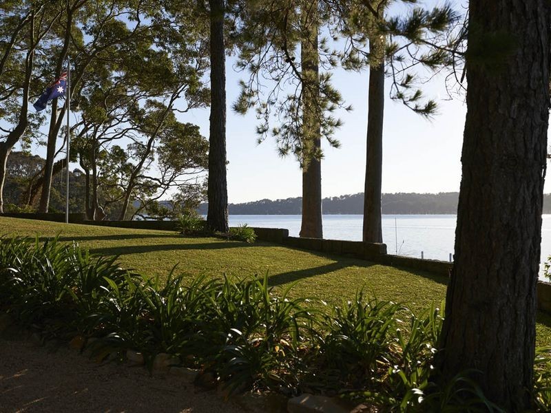 6 Bona Crescent, Lovett Bay NSW 2105