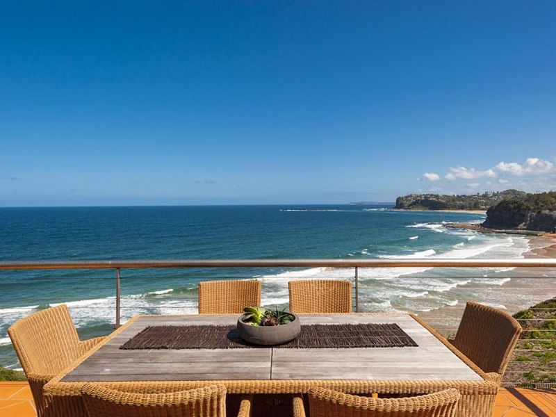 48 The Serpentine, Bilgola NSW 2107