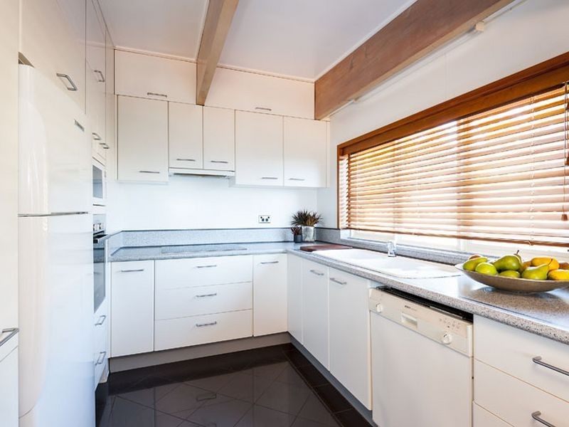 48 The Serpentine, Bilgola NSW 2107