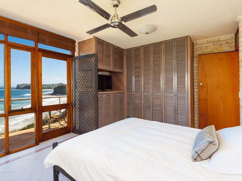 48 The Serpentine, Bilgola NSW 2107