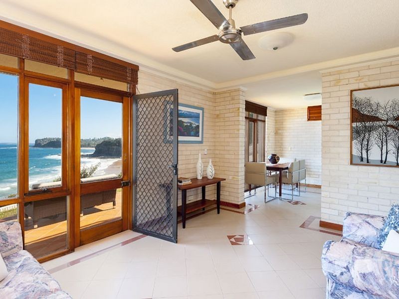 48 The Serpentine, Bilgola NSW 2107