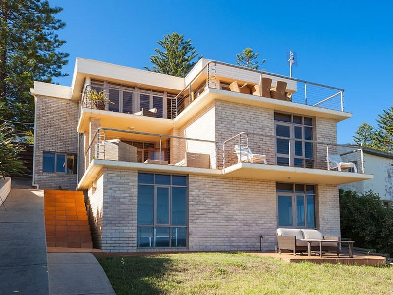 48 The Serpentine, Bilgola NSW 2107