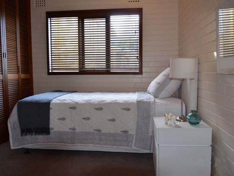 48 The Serpentine, Bilgola NSW 2107