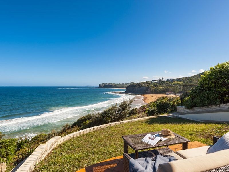 48 The Serpentine, Bilgola NSW 2107
