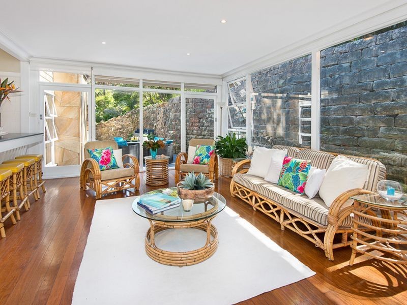 15 The Serpentine, Bilgola NSW 2107