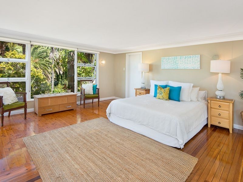 15 The Serpentine, Bilgola NSW 2107