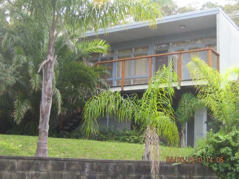1 Crane Lodge Place, Palm Beach NSW 2108