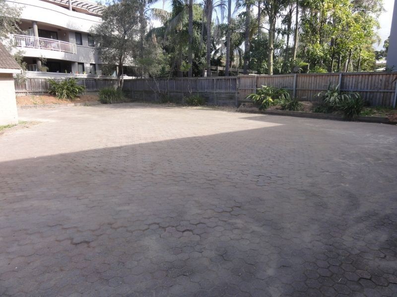 1727-1729 Pittwater Rd, Mona Vale NSW 2103