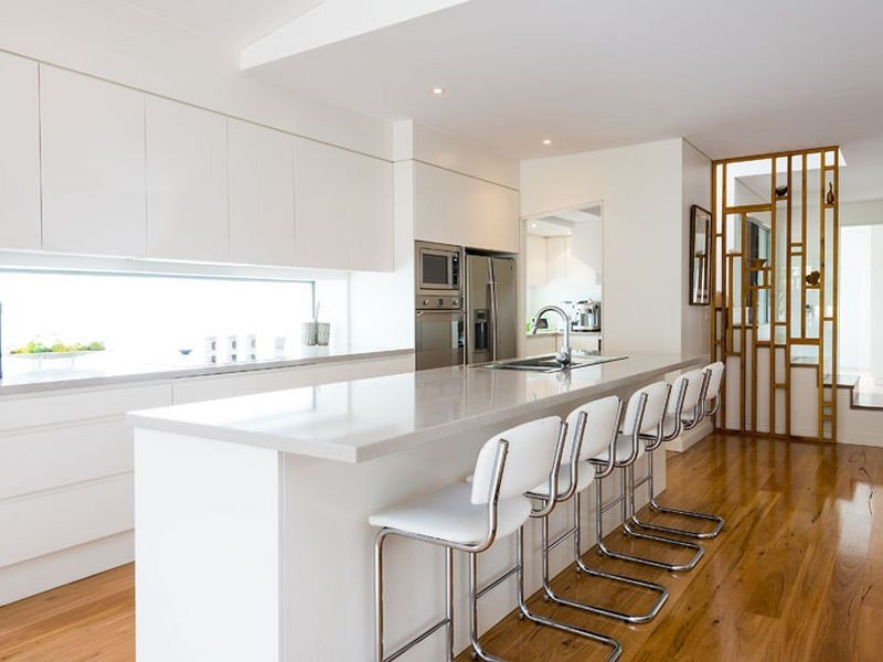 11 Whale Beach Road, Avalon Beach NSW 2107