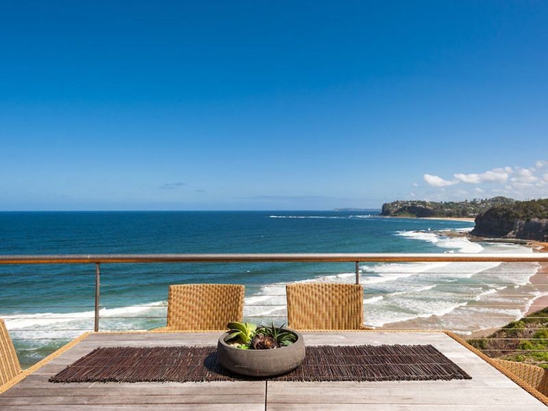 48 The Serpentine, Bilgola NSW 2107