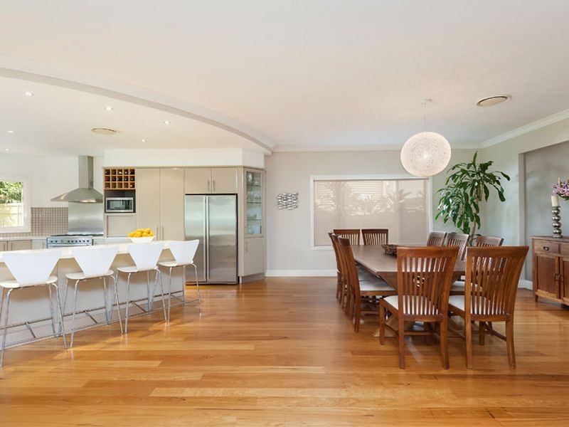 14 Old Barrenjoey Road, Avalon Beach NSW 2107