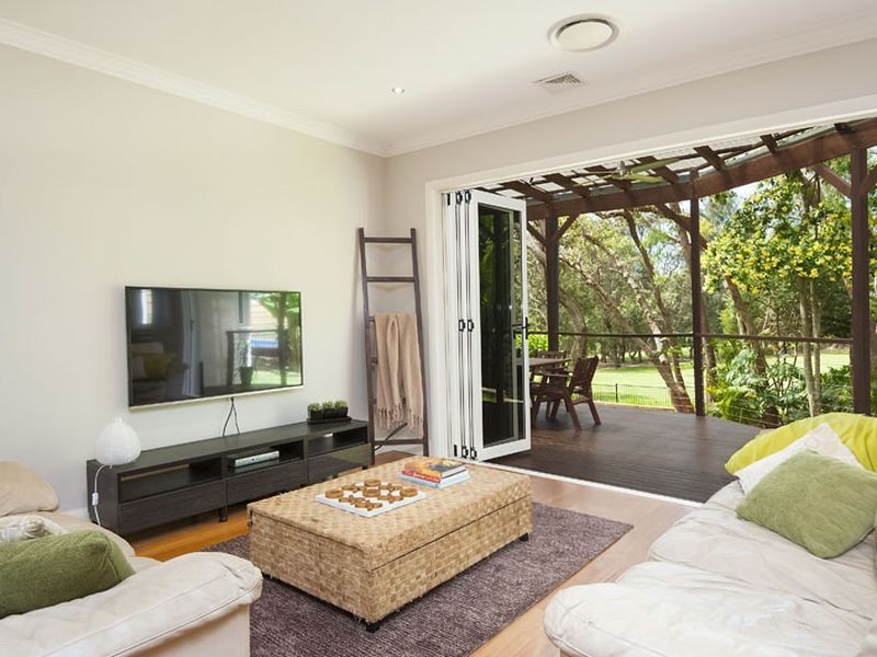 14 Old Barrenjoey Road, Avalon Beach NSW 2107