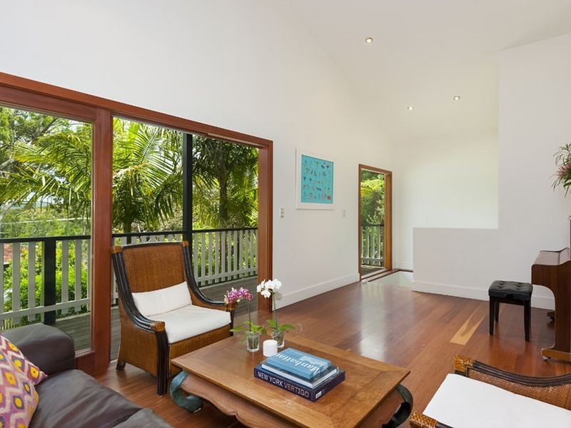 15 Alexander Road, Avalon Beach NSW 2107