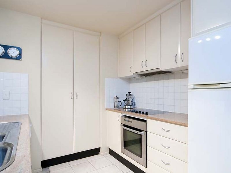 16 17-19 Old Barrenjoey Rd, Avalon NSW 2107