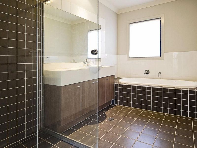 187 Garden St, Warriewood NSW 2102