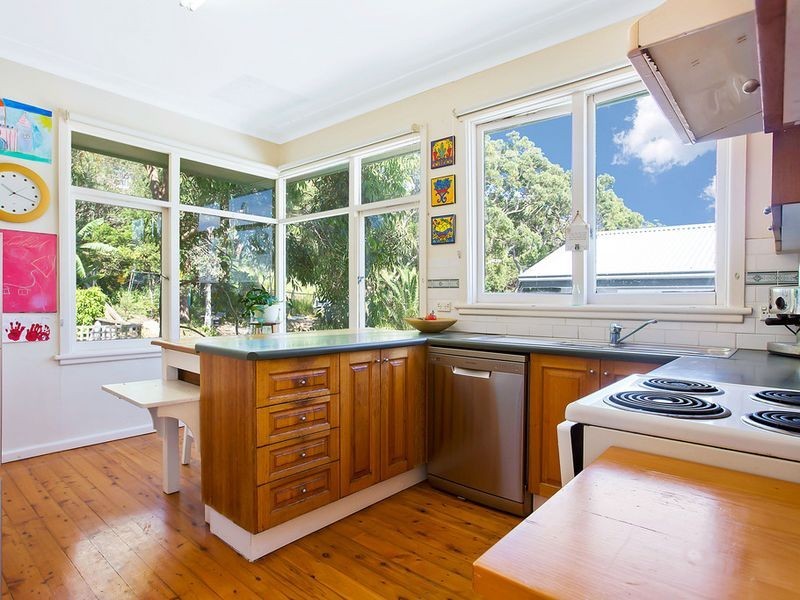 4 Old Barrenjoey Road, Avalon NSW 2107