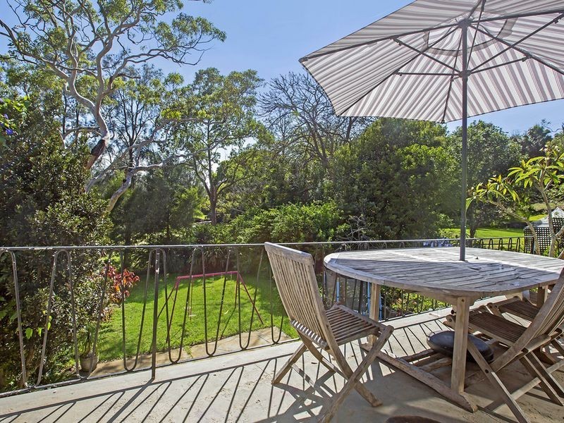 4 Old Barrenjoey Road, Avalon NSW 2107