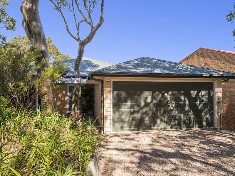 8 The Knoll, Avalon NSW 2107