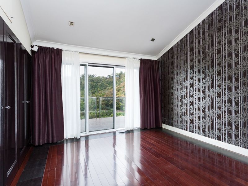 33a Plateau Road, Bilgola NSW 2107