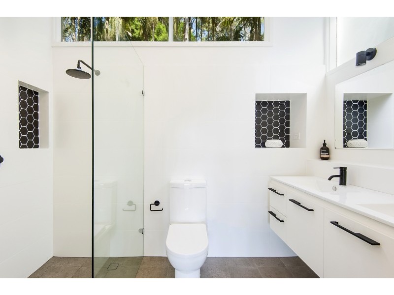 86 Hilltop Road, Avalon Beach NSW 2107