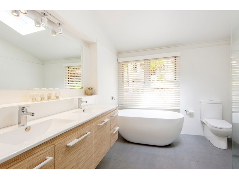 86 Hilltop Road, Avalon Beach NSW 2107