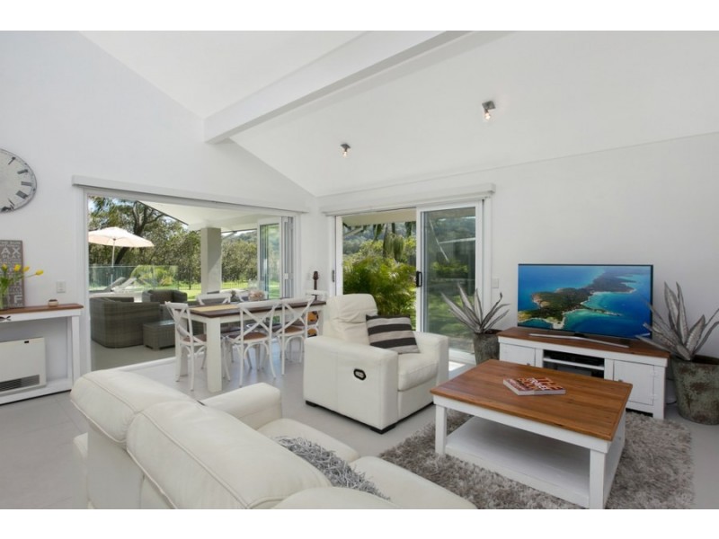 42 John Street, Avalon Beach NSW 2107