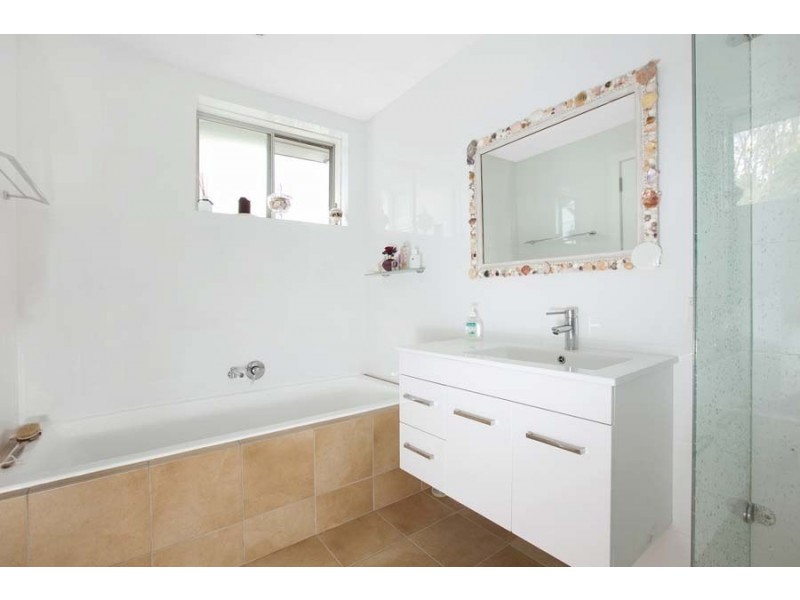 719 Barrenjoey Road, Avalon Beach NSW 2107