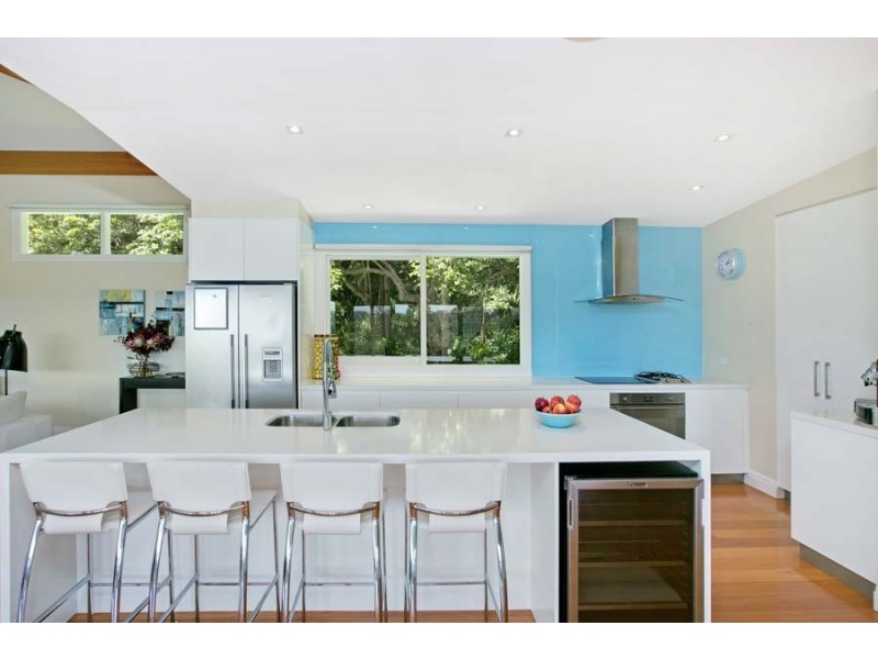 72 Binburra Avenue, Avalon Beach NSW 2107