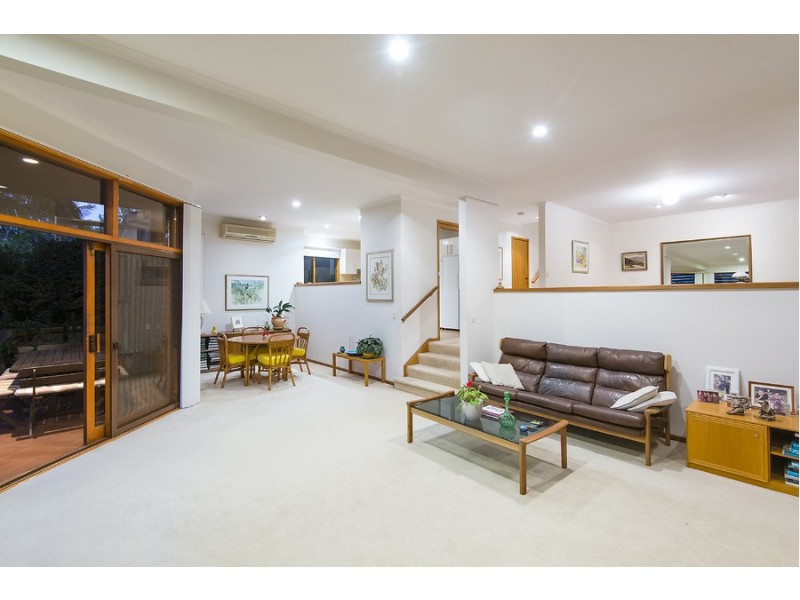 24 The Circle, Bilgola Plateau NSW 2107