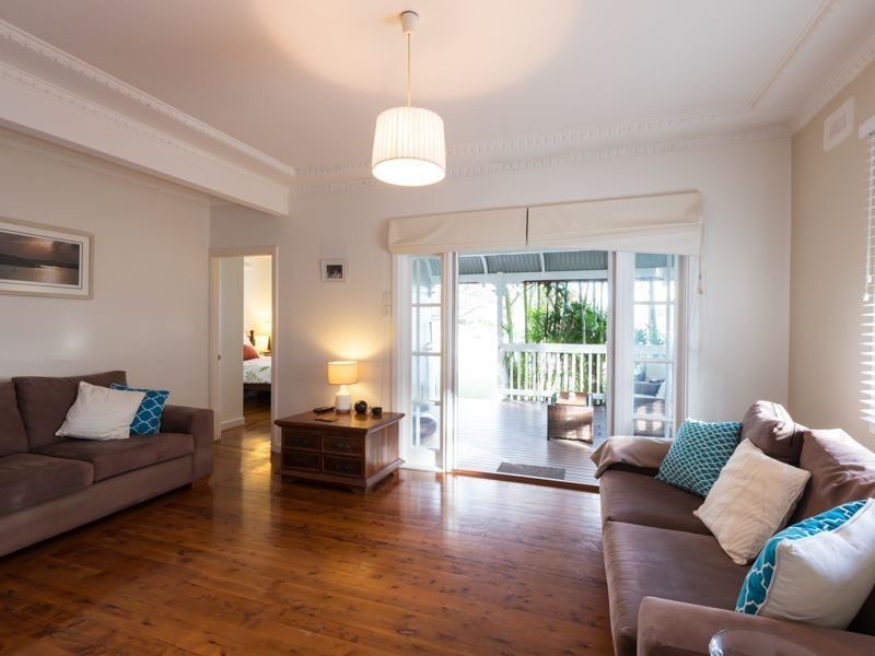 24 Hill Street, Warriewood NSW 2102