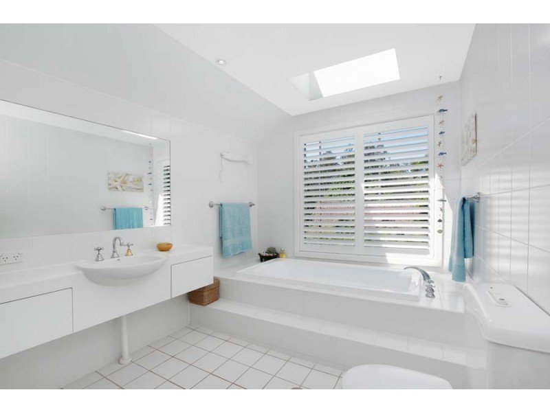 14B Crane Lodge Place, Palm Beach NSW 2108