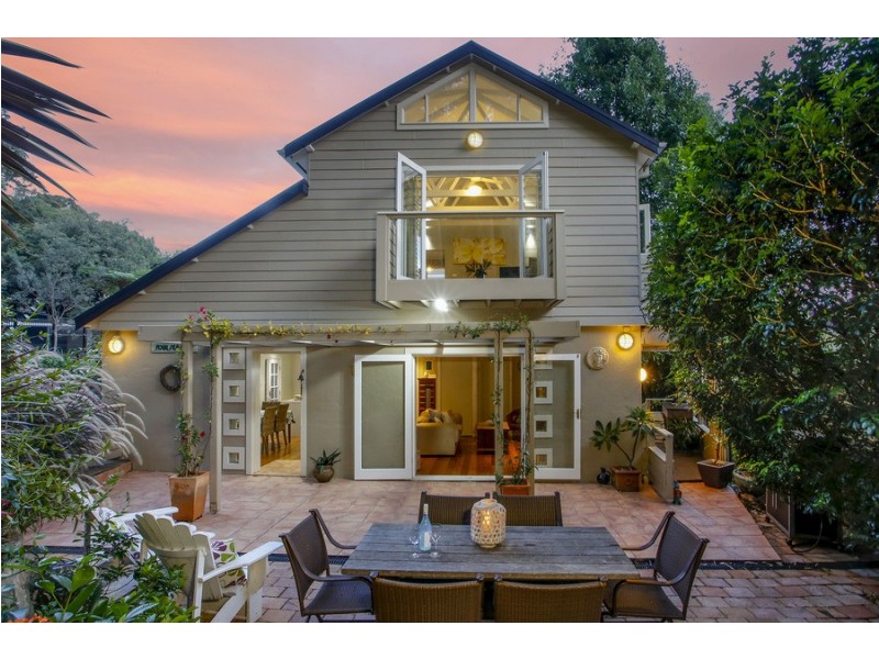 14B Crane Lodge Place, Palm Beach NSW 2108