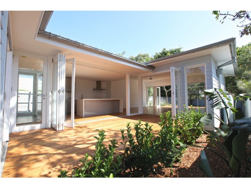 24 Albert Road, Avalon NSW 2107