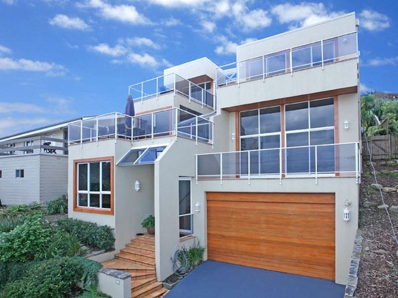 19 The Serpentine, Bilgola NSW 2107