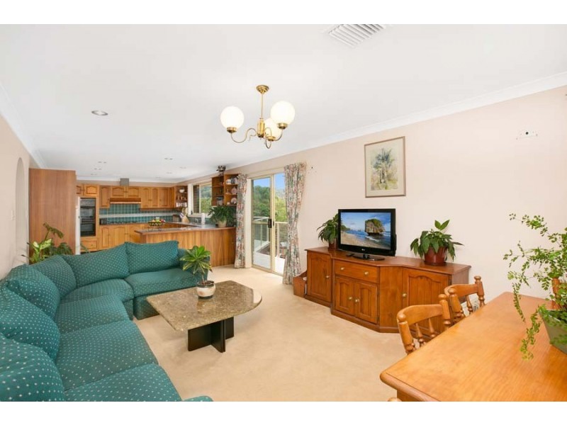 22 Binburra Avenue, Avalon Beach NSW 2107