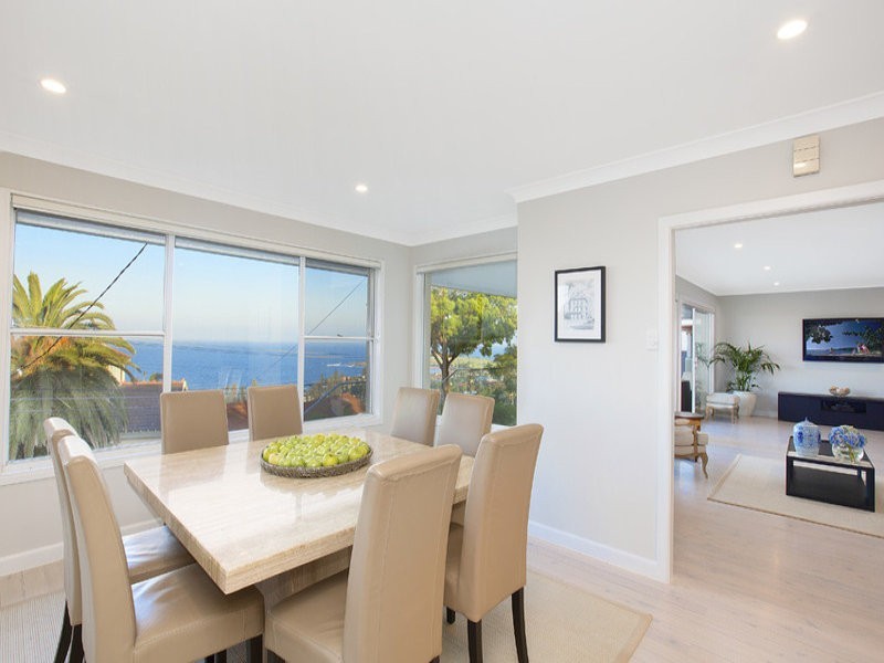 12 Edgecliffe Boulevard, Collaroy Plateau NSW 2097