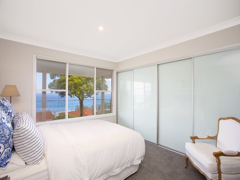 12 Edgecliffe Boulevard, Collaroy Plateau NSW 2097