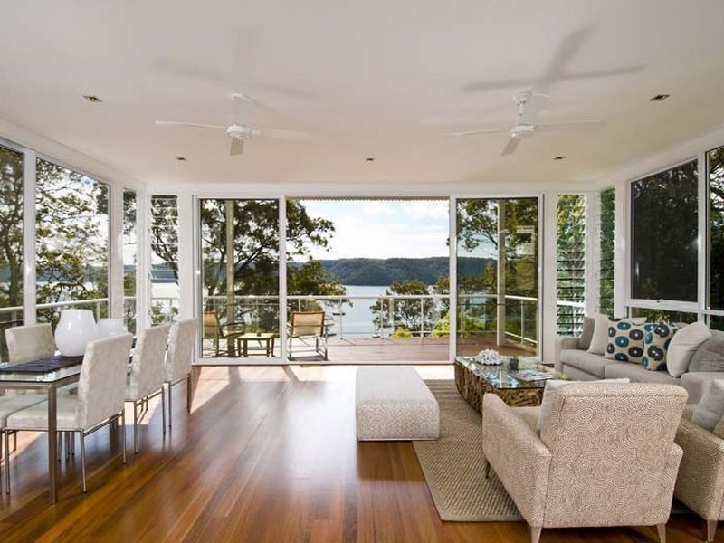 12 Paradise Avenue, Clareville NSW 2107