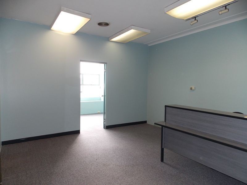 2/2-4 Main Street, Blacktown NSW 2148