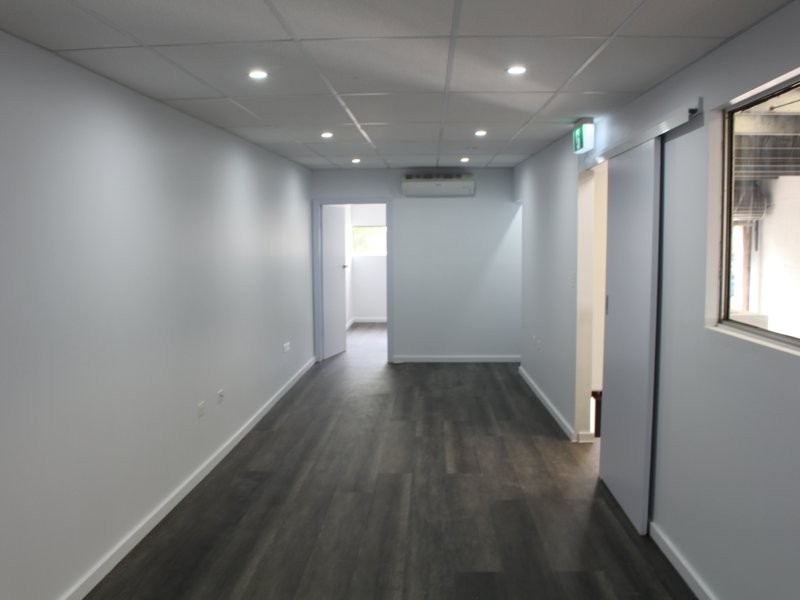 Unit 2/3 Bearing Road, Seven Hills NSW 2147