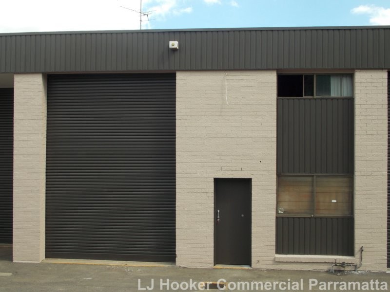 Unit 2/3 Bearing Road, Seven Hills NSW 2147