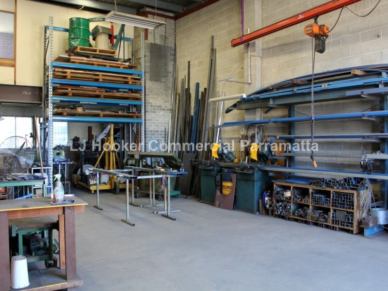 Unit 4/21 Bessemer Street, Blacktown NSW 2148