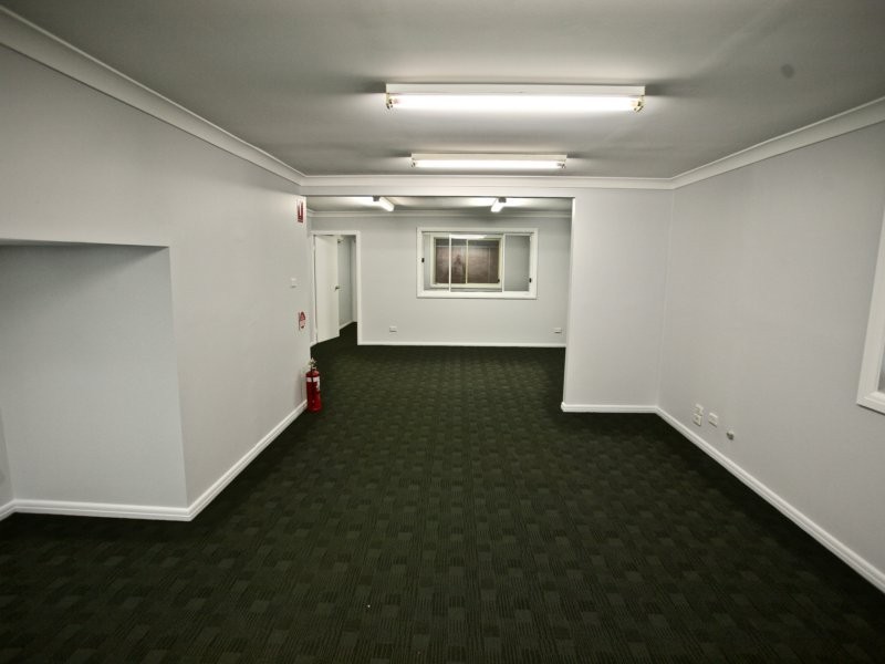 80 Tattersall Rd, Kings Park NSW 2148