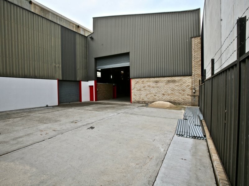 80 Tattersall Rd, Kings Park NSW 2148