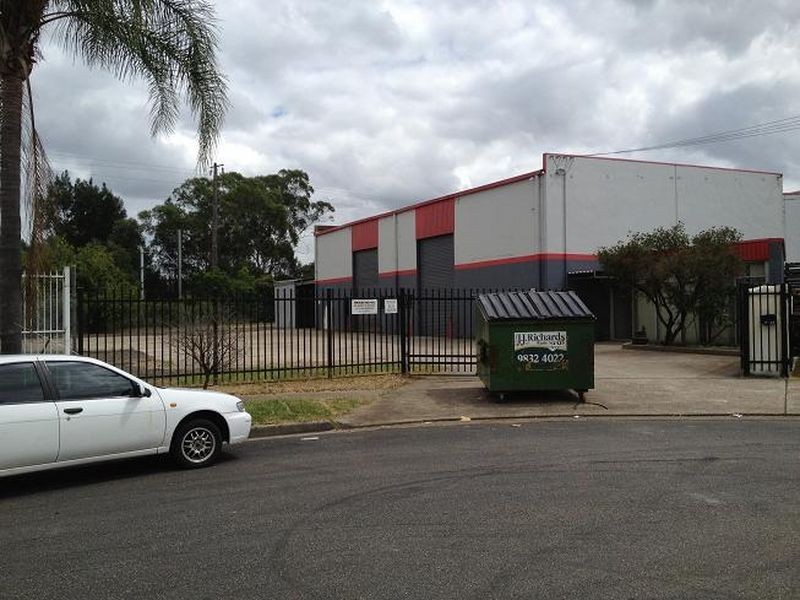 19 Carnegie Place, Blacktown NSW 2148